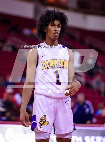 Thumbnail 2 in San Joaquin Memorial vs. Lynwood photogallery.