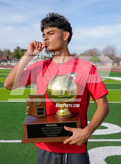 Thumbnail 1 in Sunrise Mountain @ Ironwood (AIA - 5A Final Awards) photogallery.