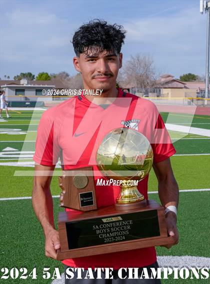 Thumbnail 2 in Sunrise Mountain @ Ironwood (AIA - 5A Final Awards) photogallery.