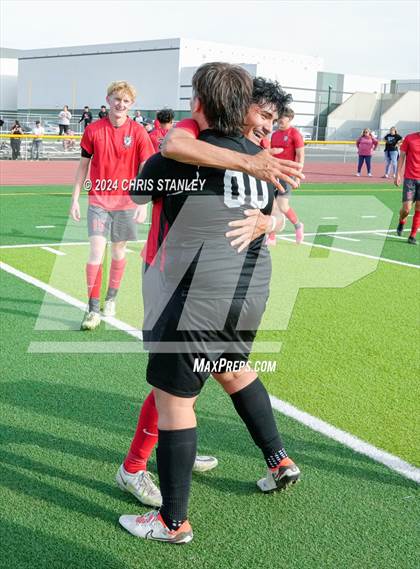 Thumbnail 1 in Sunrise Mountain @ Ironwood (AIA - 5A Final Awards) photogallery.