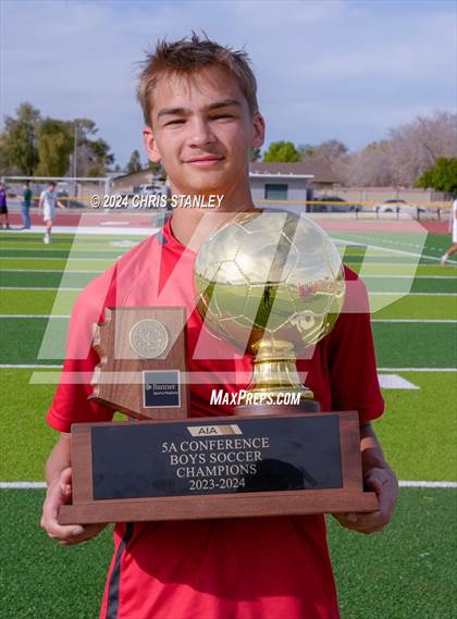 Thumbnail 2 in Sunrise Mountain @ Ironwood (AIA - 5A Final Awards) photogallery.
