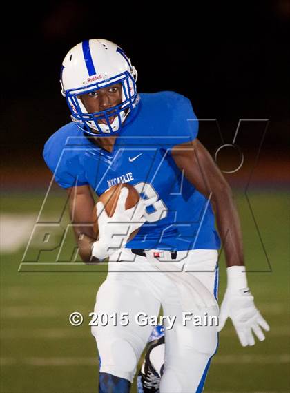Thumbnail 3 in Pope John Paul II @ McCallie (TSSAA Division II-AA 1st Round) photogallery.