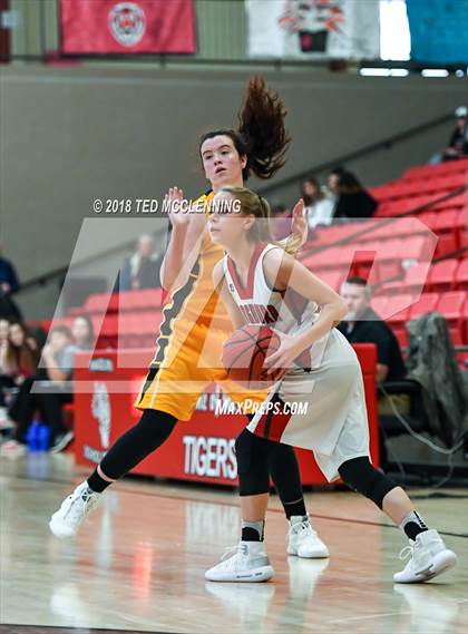Thumbnail 2 in Hampton @ Pangburn photogallery.