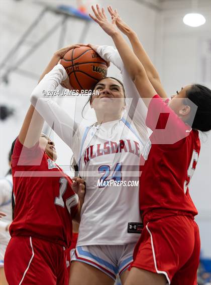 Thumbnail 3 in El Camino @ Hillsdale photogallery.