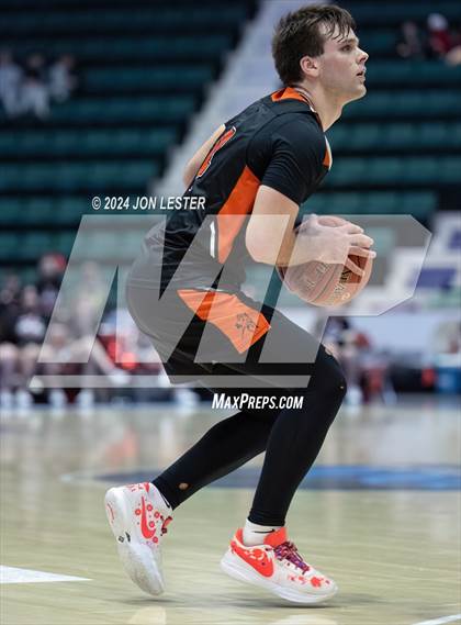Thumbnail 3 in Schuylerville vs. Mechanicville (NYSPHSAA Section 2B Semifinal) photogallery.