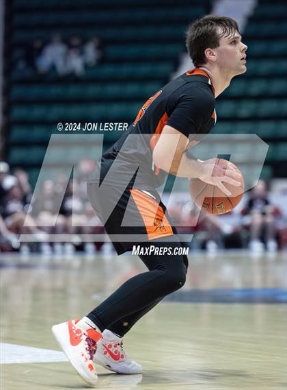 Thumbnail 1 in Schuylerville vs. Mechanicville (NYSPHSAA Section 2B Semifinal) photogallery.