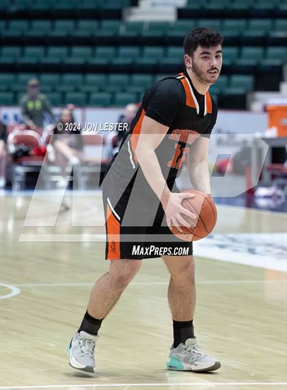 Thumbnail 3 in Schuylerville vs. Mechanicville (NYSPHSAA Section 2B Semifinal) photogallery.