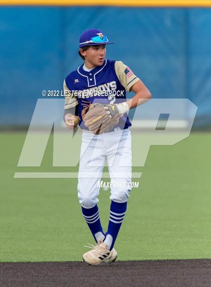 Thumbnail 2 in Knippa vs. D'Hanis (UIL 1A Regional Semi-final Playoffs) photogallery.