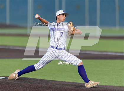Thumbnail 3 in Knippa vs. D'Hanis (UIL 1A Regional Semi-final Playoffs) photogallery.