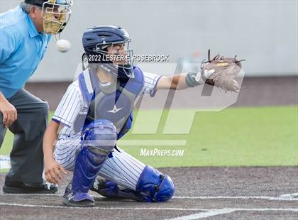 Thumbnail 3 in Knippa vs. D'Hanis (UIL 1A Regional Semi-final Playoffs) photogallery.