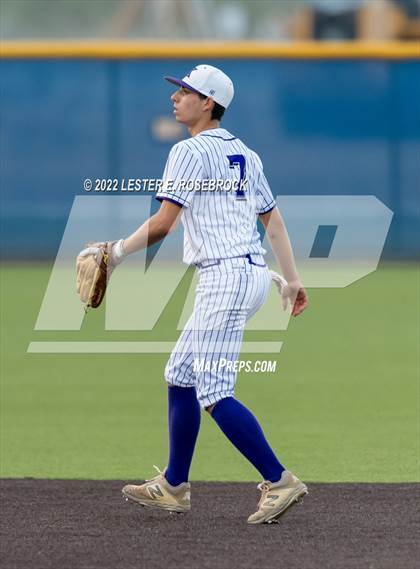 Thumbnail 2 in Knippa vs. D'Hanis (UIL 1A Regional Semi-final Playoffs) photogallery.