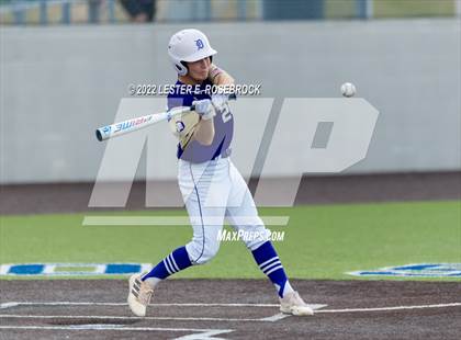 Thumbnail 2 in Knippa vs. D'Hanis (UIL 1A Regional Semi-final Playoffs) photogallery.