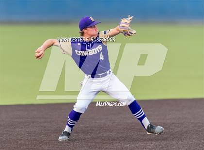 Thumbnail 3 in Knippa vs. D'Hanis (UIL 1A Regional Semi-final Playoffs) photogallery.