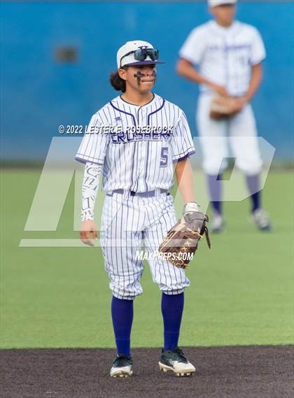 Thumbnail 3 in Knippa vs. D'Hanis (UIL 1A Regional Semi-final Playoffs) photogallery.