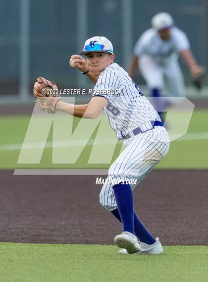Thumbnail 3 in Knippa vs. D'Hanis (UIL 1A Regional Semi-final Playoffs) photogallery.