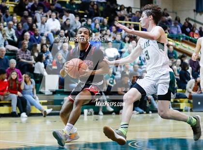 Thumbnail 2 in Lane Tech vs. Bulls College Prep photogallery.
