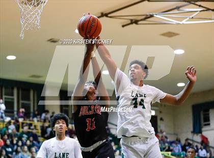 Thumbnail 2 in Lane Tech vs. Bulls College Prep photogallery.