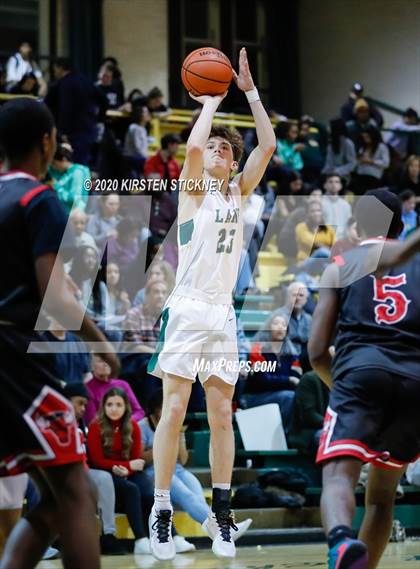 Thumbnail 2 in Lane Tech vs. Bulls College Prep photogallery.