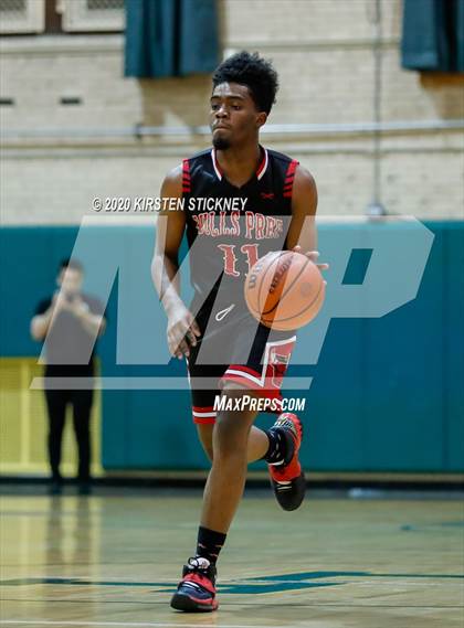 Thumbnail 3 in Lane Tech vs. Bulls College Prep photogallery.