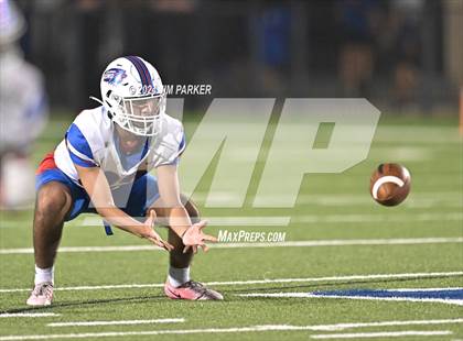 Thumbnail 1 in Leander @ Hendrickson photogallery.