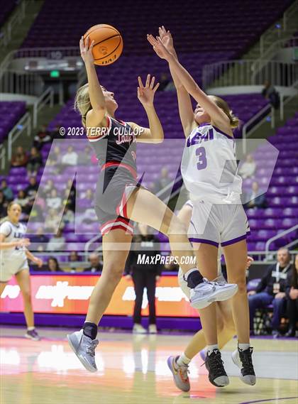 Thumbnail 3 in Lehi vs. Spanish Fork (UHSAA 5A Quarterfinal) photogallery.