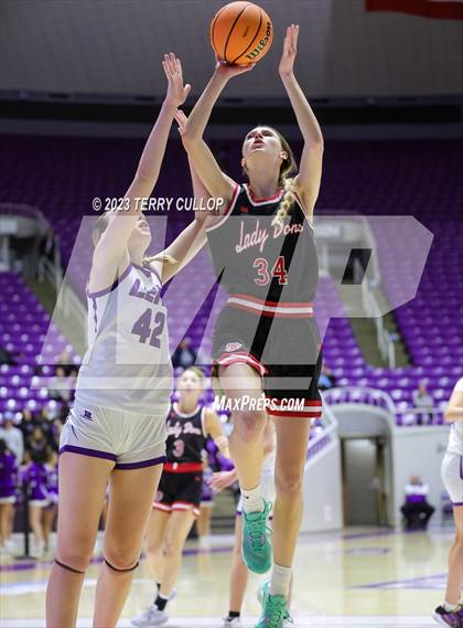Thumbnail 3 in Lehi vs. Spanish Fork (UHSAA 5A Quarterfinal) photogallery.