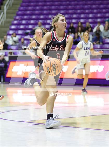 Thumbnail 1 in Lehi vs. Spanish Fork (UHSAA 5A Quarterfinal) photogallery.