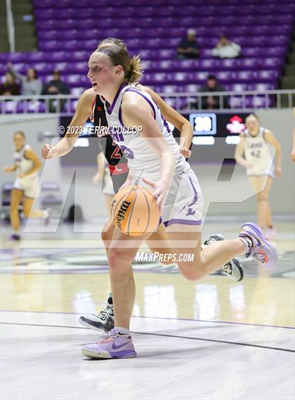 Thumbnail 3 in Lehi vs. Spanish Fork (UHSAA 5A Quarterfinal) photogallery.