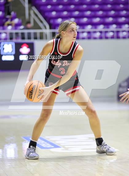 Thumbnail 1 in Lehi vs. Spanish Fork (UHSAA 5A Quarterfinal) photogallery.