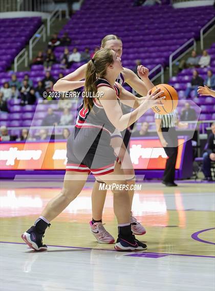 Thumbnail 1 in Lehi vs. Spanish Fork (UHSAA 5A Quarterfinal) photogallery.