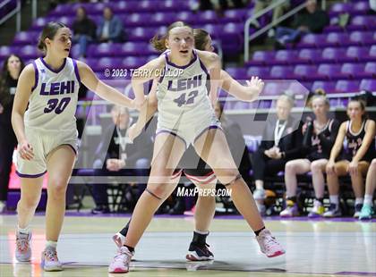 Thumbnail 1 in Lehi vs. Spanish Fork (UHSAA 5A Quarterfinal) photogallery.