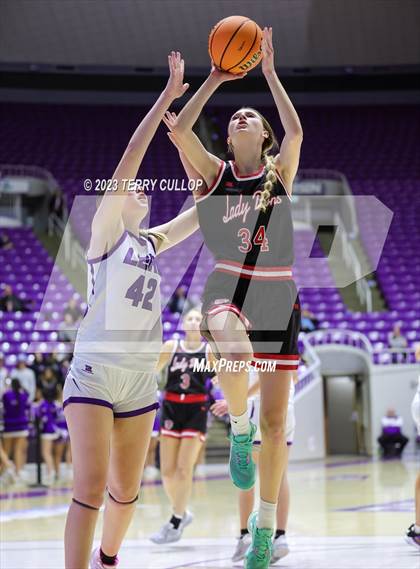 Thumbnail 2 in Lehi vs. Spanish Fork (UHSAA 5A Quarterfinal) photogallery.