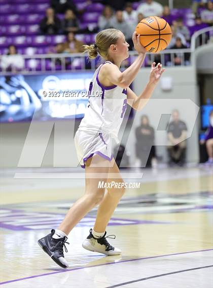 Thumbnail 2 in Lehi vs. Spanish Fork (UHSAA 5A Quarterfinal) photogallery.