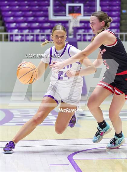 Thumbnail 2 in Lehi vs. Spanish Fork (UHSAA 5A Quarterfinal) photogallery.