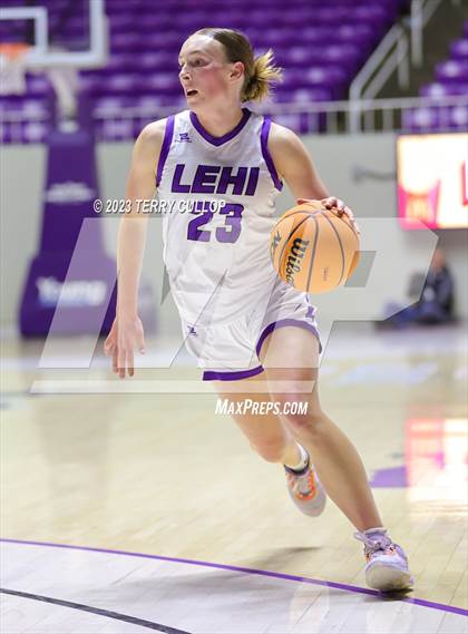 Thumbnail 1 in Lehi vs. Spanish Fork (UHSAA 5A Quarterfinal) photogallery.