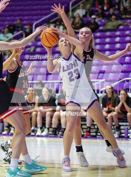 Thumbnail 3 in Lehi vs. Spanish Fork (UHSAA 5A Quarterfinal) photogallery.