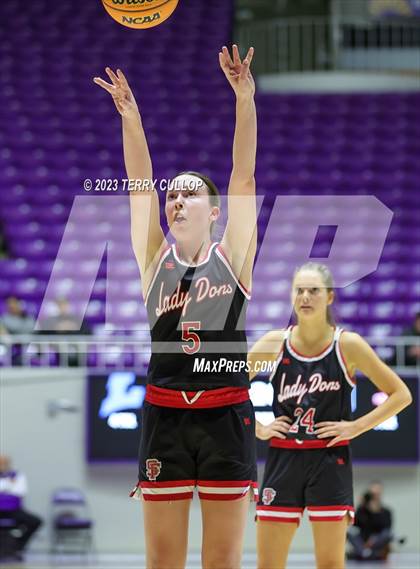 Thumbnail 2 in Lehi vs. Spanish Fork (UHSAA 5A Quarterfinal) photogallery.