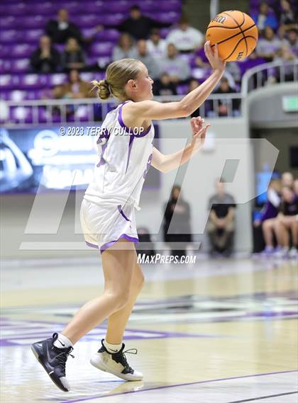 Thumbnail 3 in Lehi vs. Spanish Fork (UHSAA 5A Quarterfinal) photogallery.