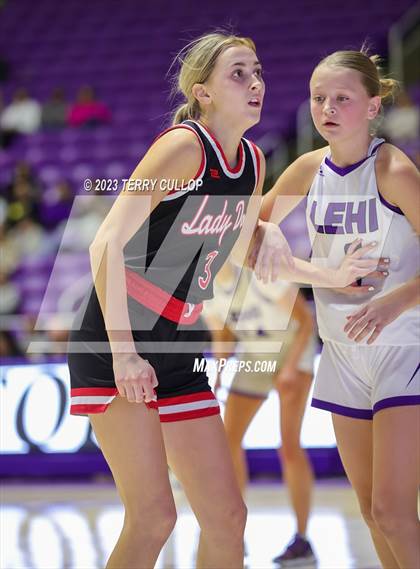 Thumbnail 3 in Lehi vs. Spanish Fork (UHSAA 5A Quarterfinal) photogallery.