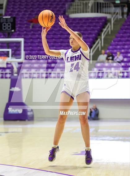 Thumbnail 2 in Lehi vs. Spanish Fork (UHSAA 5A Quarterfinal) photogallery.