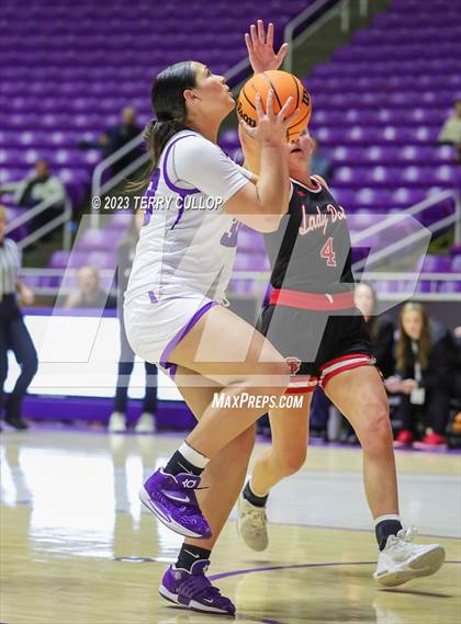 Thumbnail 2 in Lehi vs. Spanish Fork (UHSAA 5A Quarterfinal) photogallery.
