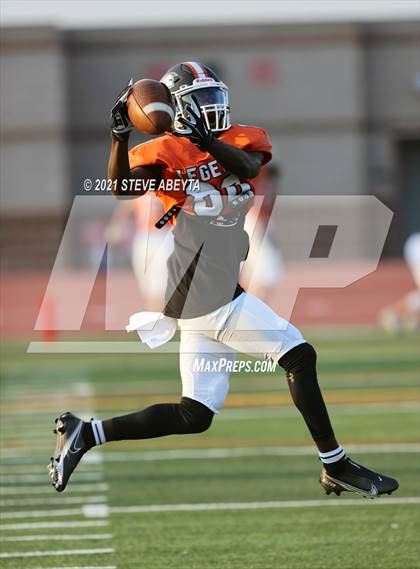 Thumbnail 2 in Smoky Hill @ Legend photogallery.