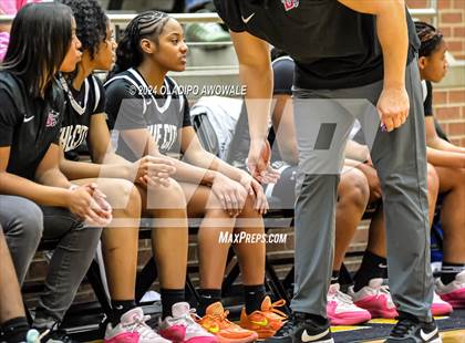 Thumbnail 3 in Duncanville vs. Rockwall (UIL 6A Region II Area) photogallery.