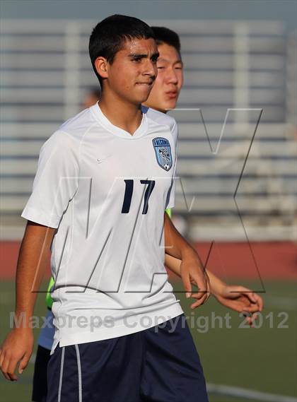 Thumbnail 3 in Loyola @ Crescenta Valley photogallery.