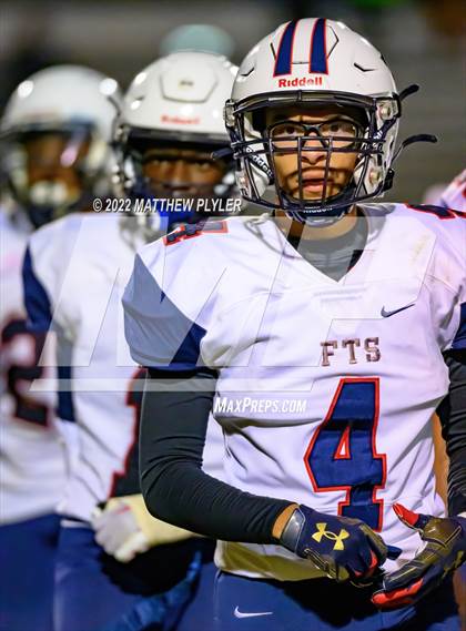 Thumbnail 3 in Terry Sanford @ E.E. Smith photogallery.