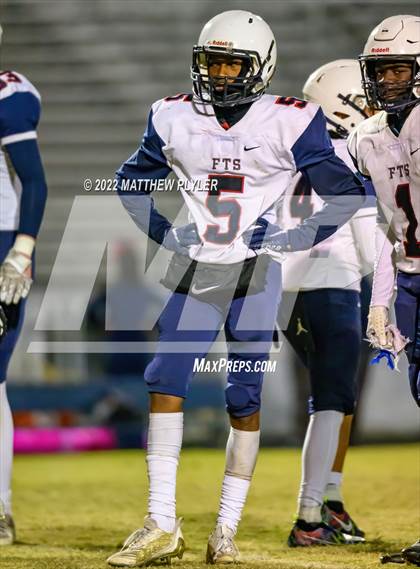 Thumbnail 1 in Terry Sanford @ E.E. Smith photogallery.