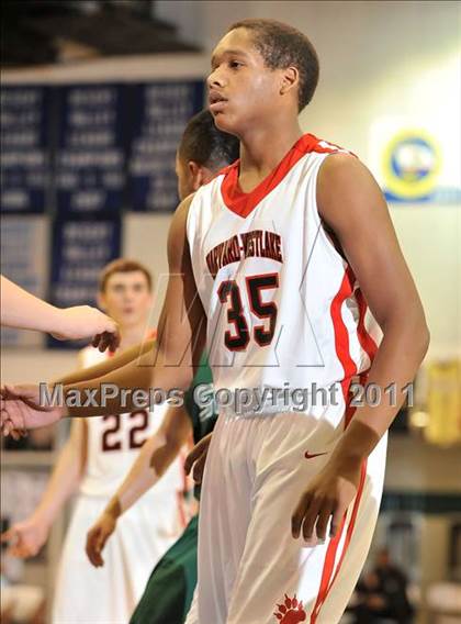 Thumbnail 3 in Skyline vs. Harvard-Westlake (MaxPreps Holiday Classic) photogallery.