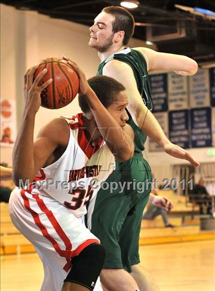 Thumbnail 3 in Skyline vs. Harvard-Westlake (MaxPreps Holiday Classic) photogallery.