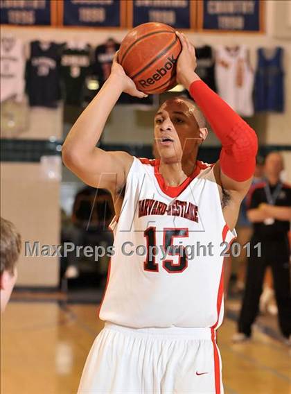 Thumbnail 1 in Skyline vs. Harvard-Westlake (MaxPreps Holiday Classic) photogallery.