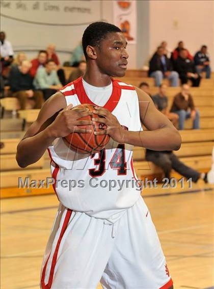 Thumbnail 3 in Skyline vs. Harvard-Westlake (MaxPreps Holiday Classic) photogallery.